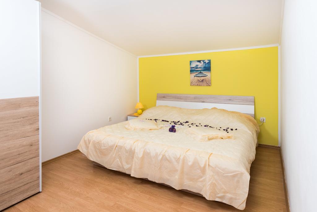 Apartments Lucija Trogir Chambre photo